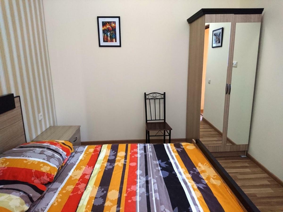 Luxury Apartment In The Centre Of Jerevan Exteriör bild